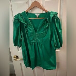 Crown & Ivy Green Ruffled Women's Top L